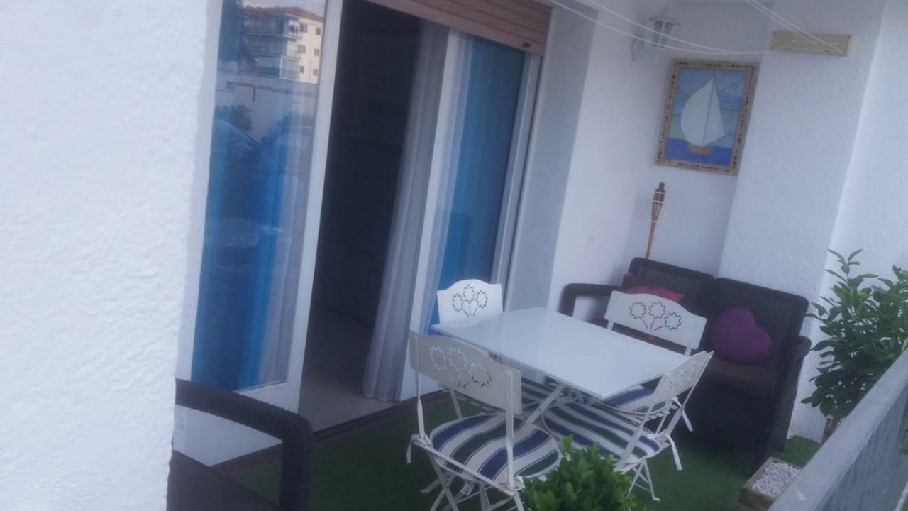 Apartamento Primera Linea De Mar Hospitalet De L'Infant Dış mekan fotoğraf