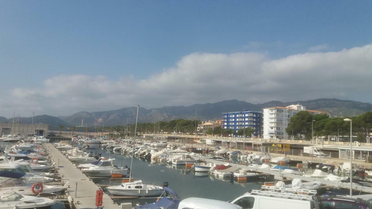Apartamento Primera Linea De Mar Hospitalet De L'Infant Dış mekan fotoğraf