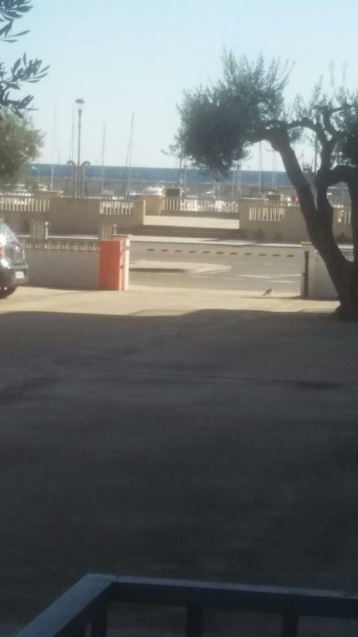 Apartamento Primera Linea De Mar Hospitalet De L'Infant Dış mekan fotoğraf