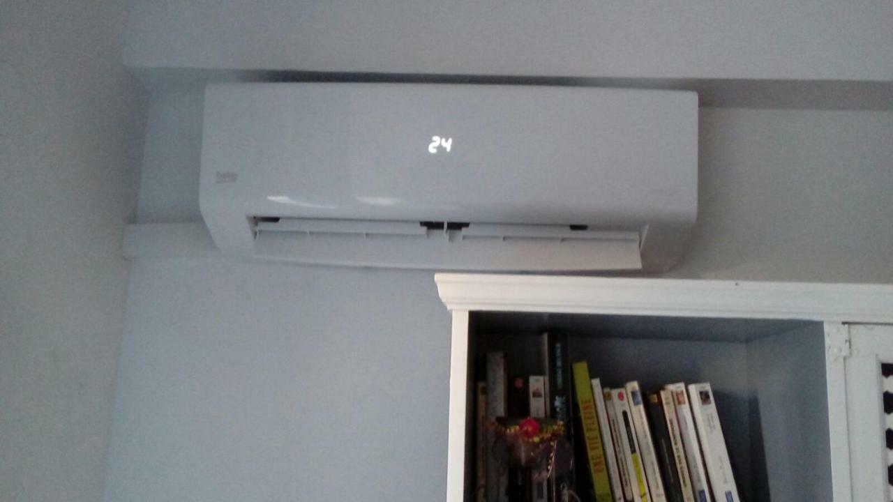 Apartamento Primera Linea De Mar Hospitalet De L'Infant Dış mekan fotoğraf