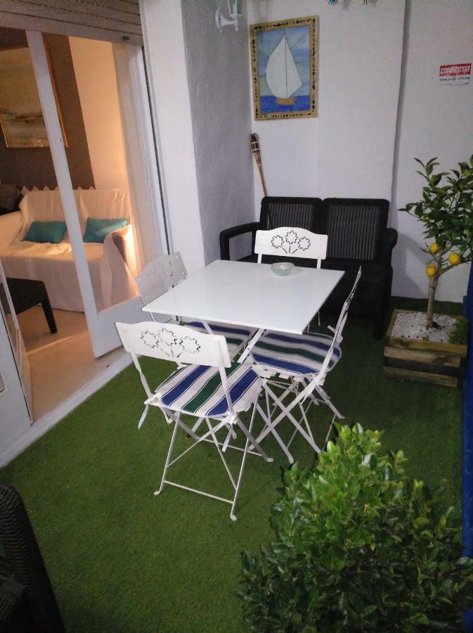 Apartamento Primera Linea De Mar Hospitalet De L'Infant Dış mekan fotoğraf